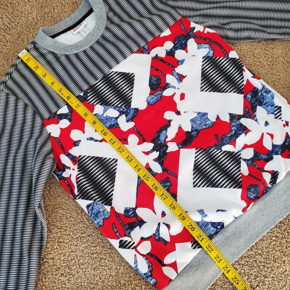 Peter Pilotto x Target - Multicolor Print Red Sweater - Picture 5 of 7